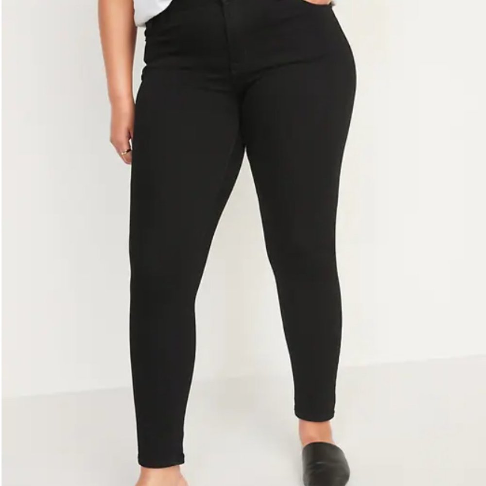 Mid-Rise Black Rockstar Super Skinny Jeans for Women